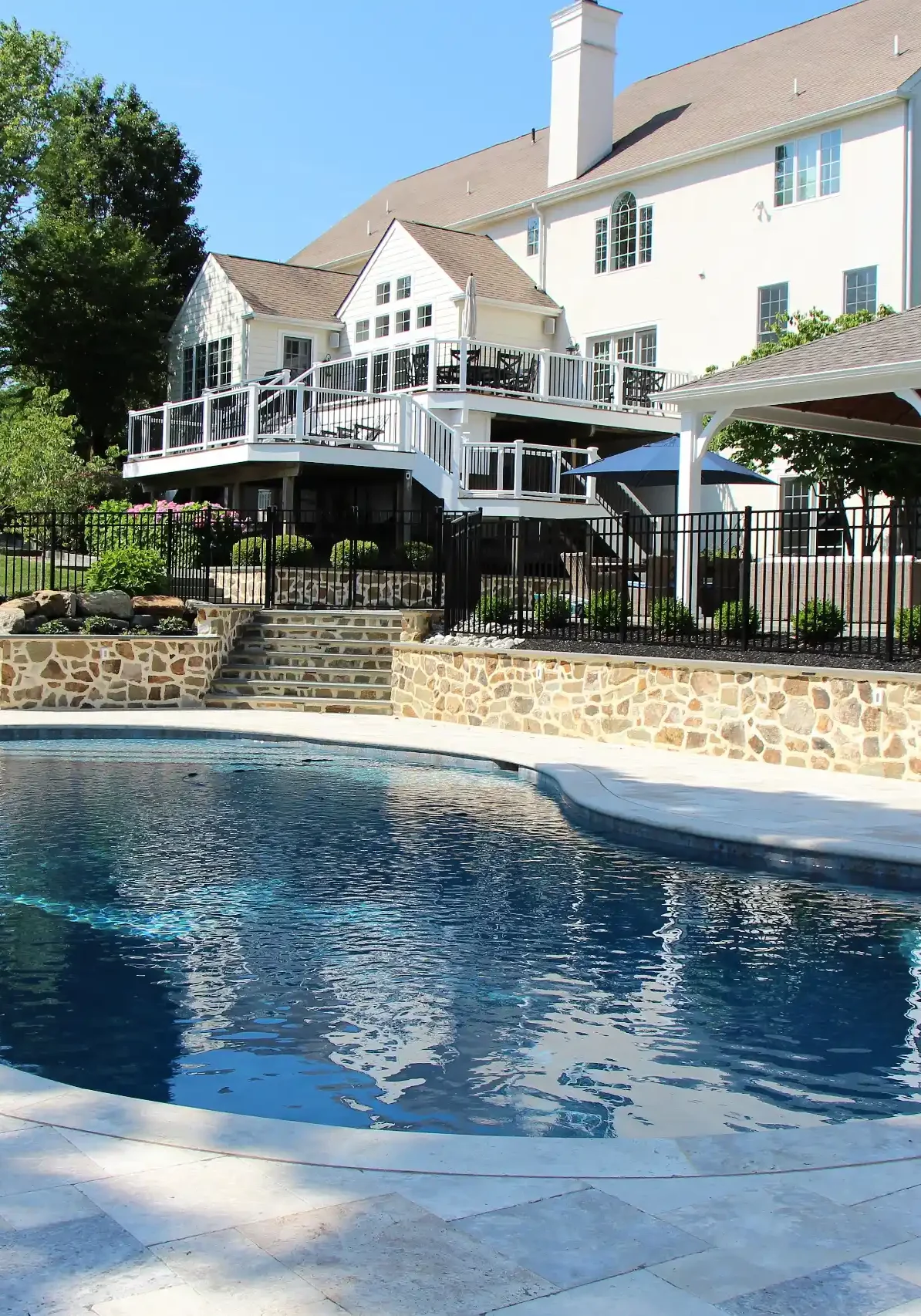 Clymer-Outdoor-Retreat
